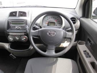 2006 Toyota Passo Images