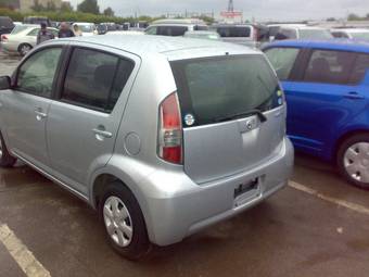 2006 Toyota Passo Photos