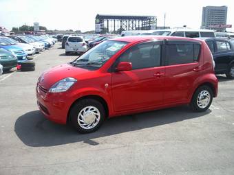 2006 Toyota Passo Photos