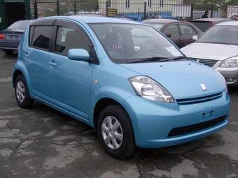 2006 Toyota Passo Pictures