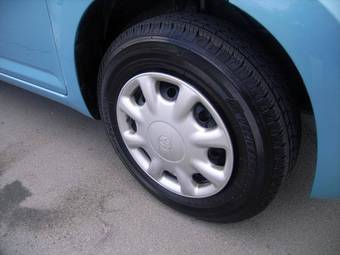 2006 Toyota Passo Pictures