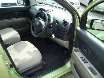 2006 Toyota Passo Pictures