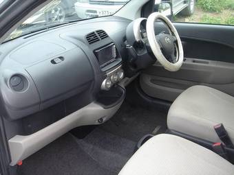 2006 Toyota Passo Photos