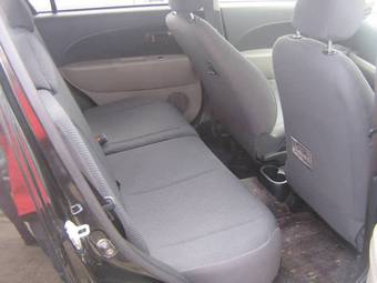 2006 Toyota Passo Images