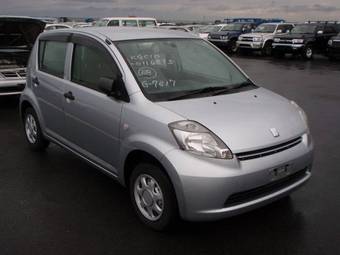 2006 Toyota Passo Photos