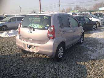 2010 Toyota Passo Photos