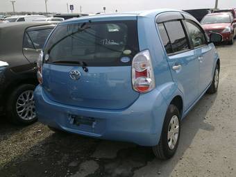 2010 Toyota Passo Photos