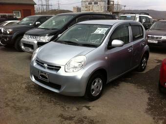 2010 Toyota Passo Photos