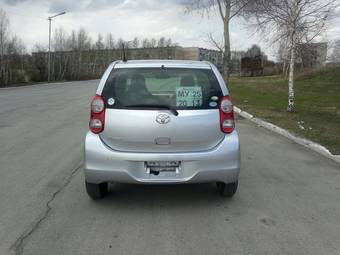 2010 Toyota Passo Photos