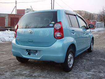 2011 Toyota Passo Photos