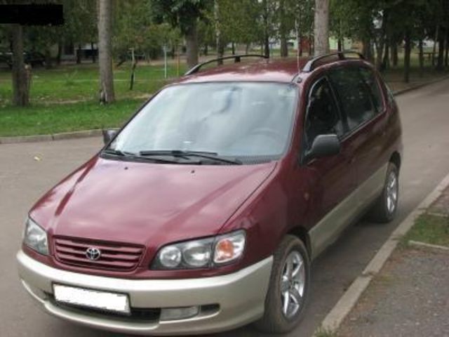 Toyota picnic 1999