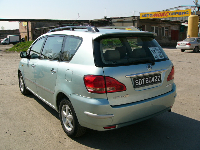 2002 Toyota Picnic