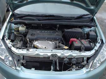2002 Toyota Picnic Pics