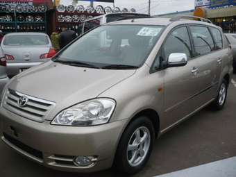 2003 Toyota Picnic