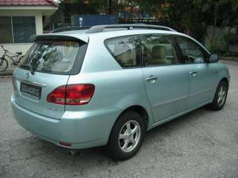 2003 Toyota Picnic For Sale