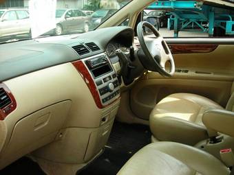 2003 Toyota Picnic For Sale