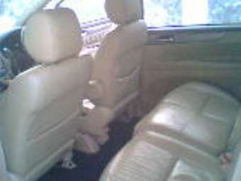 2004 Toyota Picnic Images