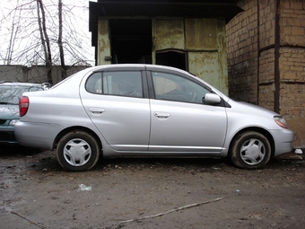 1999 Toyota Platz