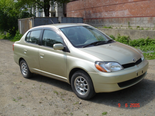 1999 Toyota Platz