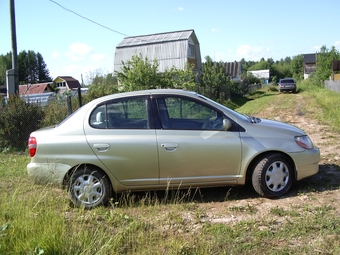 1999 Toyota Platz
