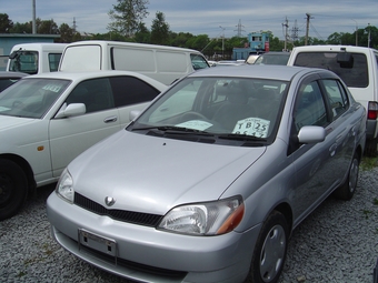 1999 Toyota Platz