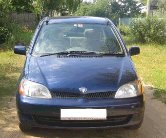 1999 Toyota Platz