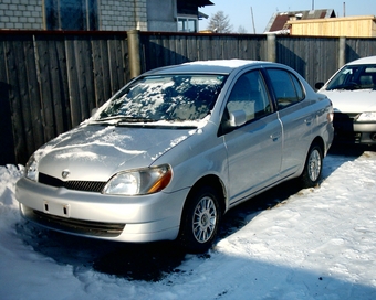 1999 Toyota Platz