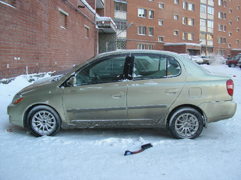 1999 Toyota Platz