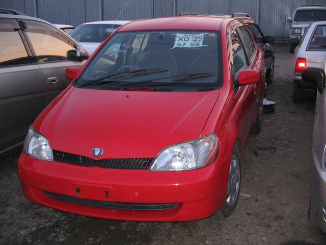 1999 Toyota Platz