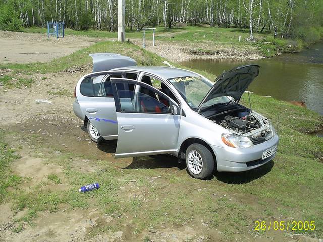 1999 Toyota Platz