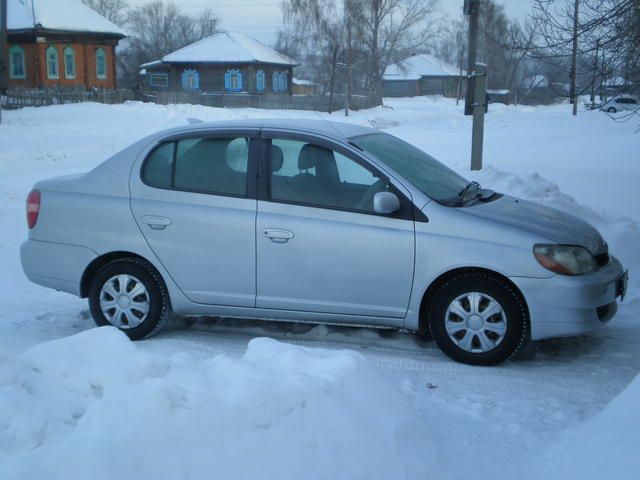 1999 Toyota Platz