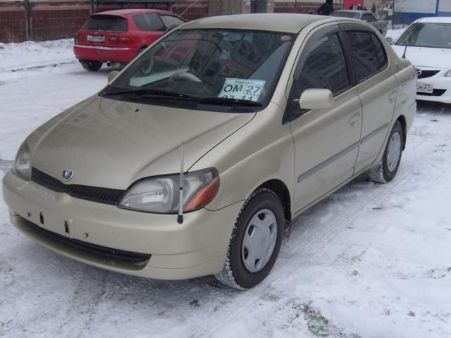 1999 Toyota Platz