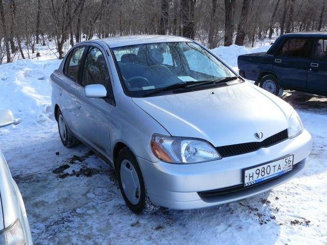 1999 Toyota Platz