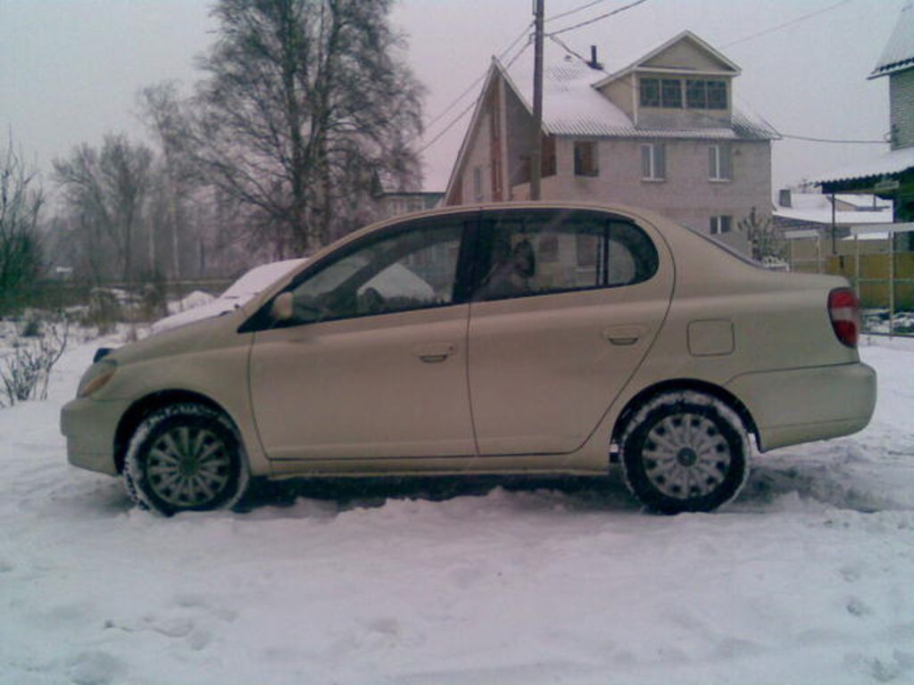 1999 Toyota Platz