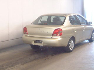 1999 Toyota Platz Pictures