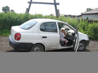 2000 Toyota Platz