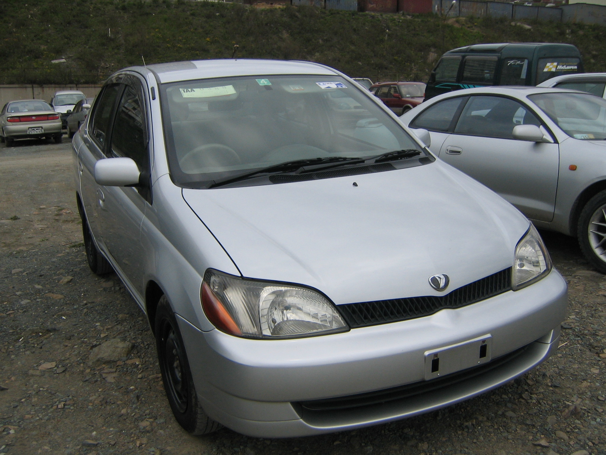 2000 Toyota Platz