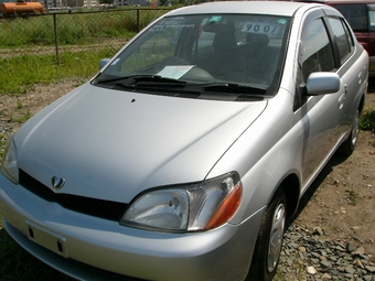 2000 Toyota Platz