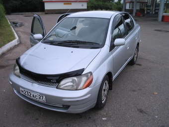 2000 Toyota Platz
