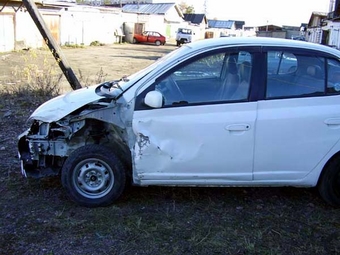 2000 Toyota Platz