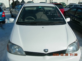 2000 Toyota Platz