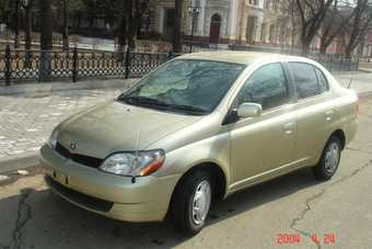 2000 Toyota Platz