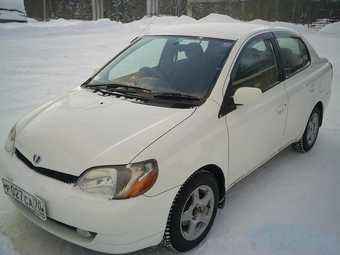 2000 Toyota Platz