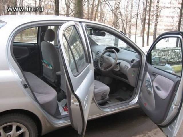 2000 Toyota Platz