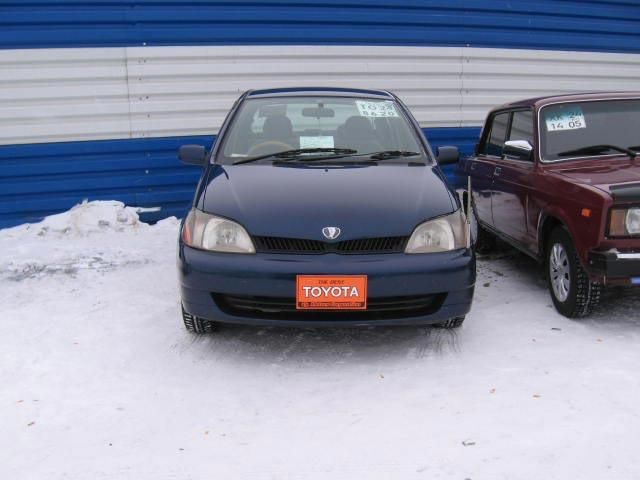 2000 Toyota Platz