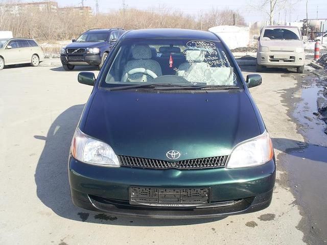 2000 Toyota Platz