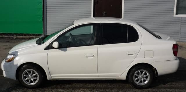 2000 Toyota Platz