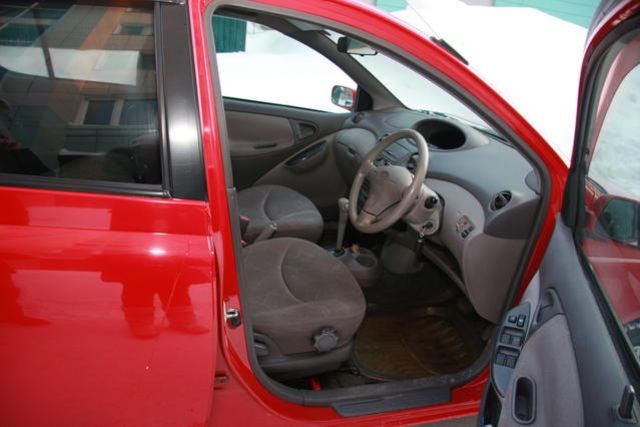2000 Toyota Platz