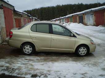 2000 Toyota Platz