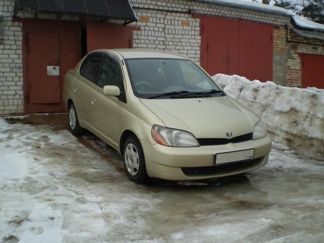 2000 Toyota Platz